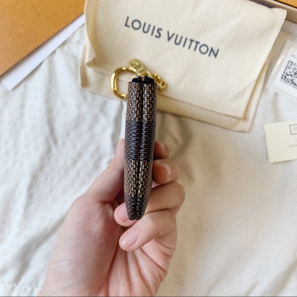 Louis Vuitton key cles - Picture 6 of 10